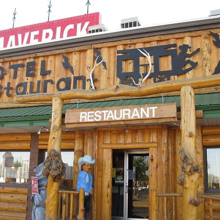 Frontier Lodge Ландер Экстерьер фото