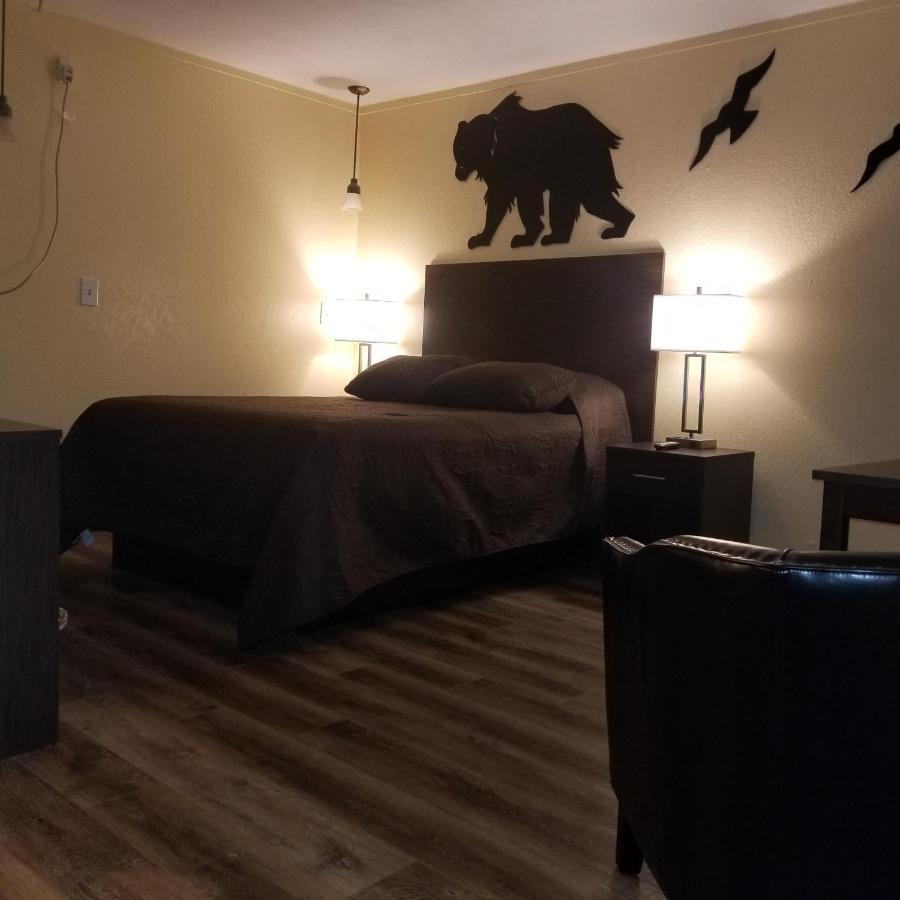 Frontier Lodge Ландер Экстерьер фото