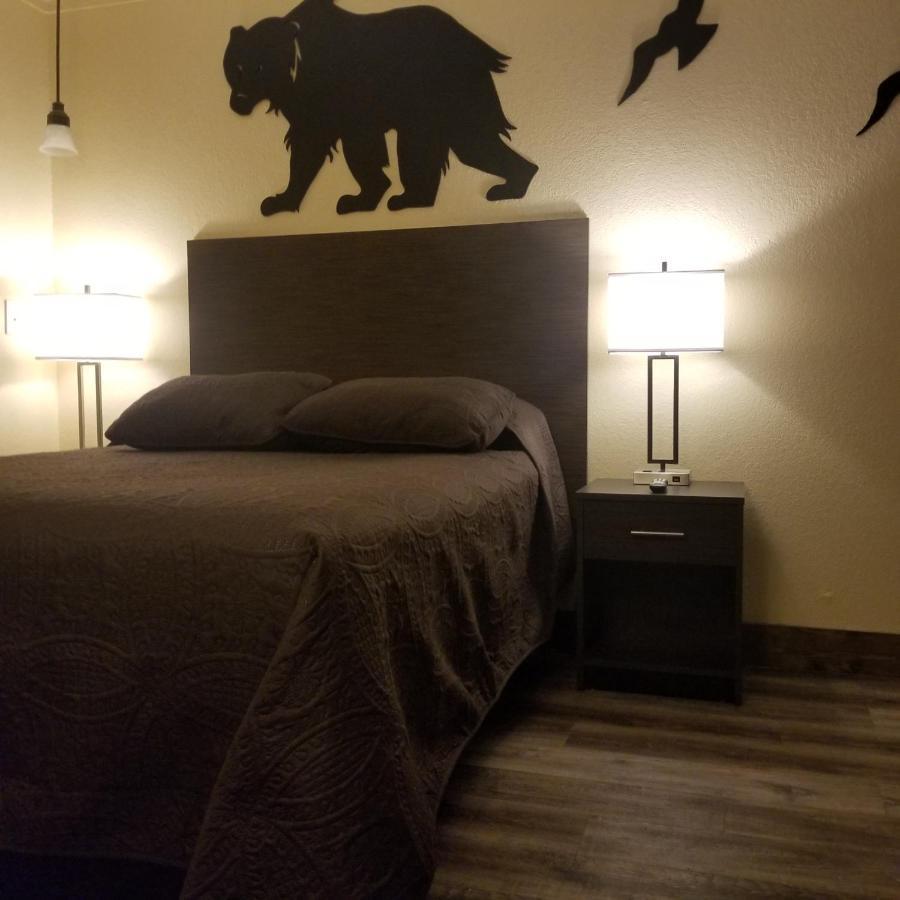 Frontier Lodge Ландер Экстерьер фото