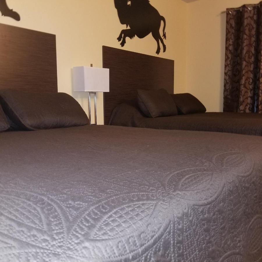 Frontier Lodge Ландер Экстерьер фото