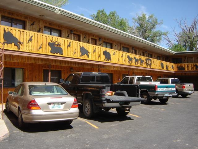 Frontier Lodge Ландер Экстерьер фото